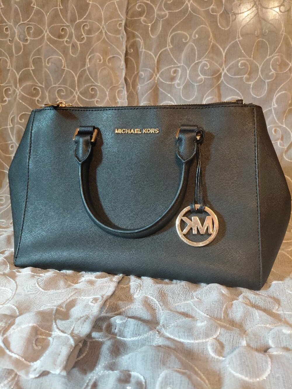 Michael Kors Sutton W/crossbody Satchel Saffiano Leather– Black